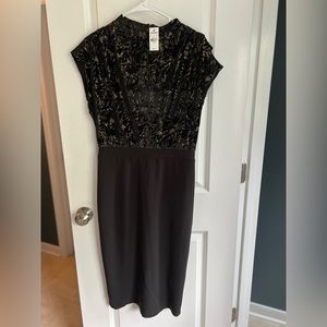 NWT Express gorgeous black and gold foil dress size medium